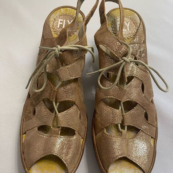 Fly London Womens Yexa916 Wedge Sandal Metallic Luna/Camel Size 40 - Picture 2 of 9